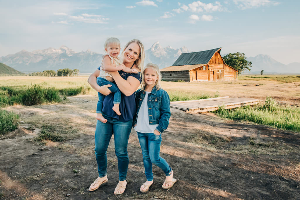 DeJonge Mother and Children Outdoor Photoshoot Mormon Row 