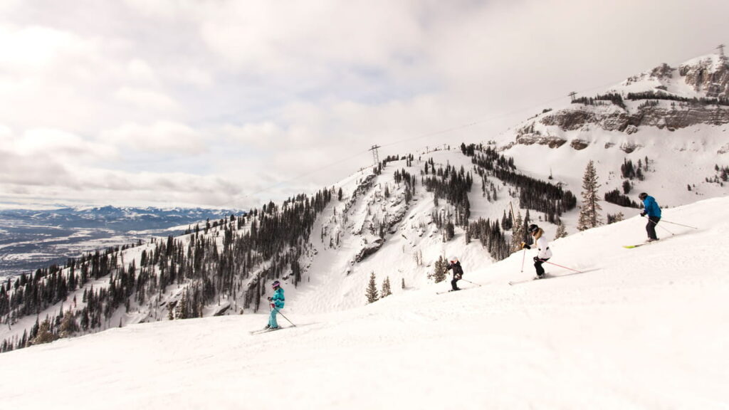 family-friendly activities in Jackson Hole, Skiing in Jackson Hole at Four Seasons Resort