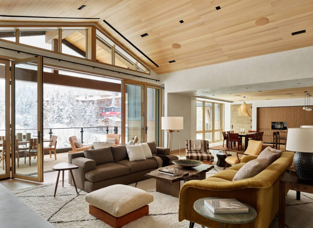 top lodges Jackson Hole, family friendly resorts in Jackson Hole, Caldera House, winter in Jackson Hole